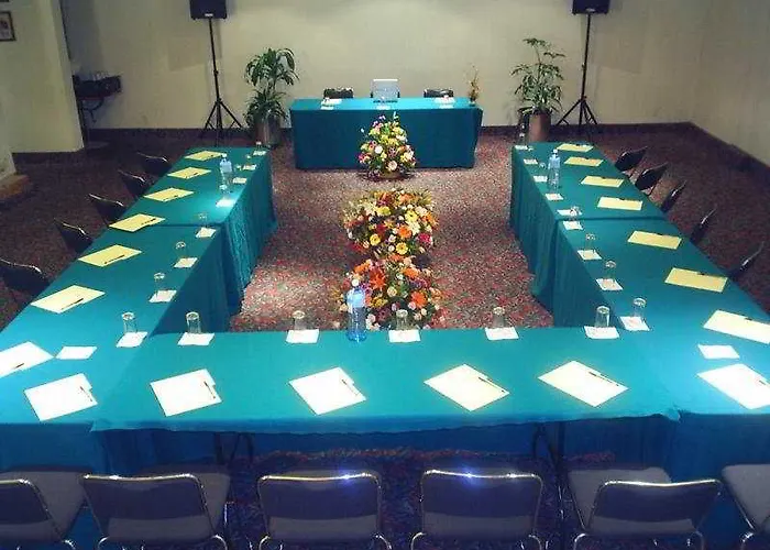 Hotel Sevilla 4*